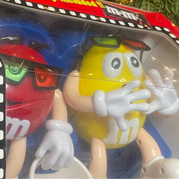 Authentic M&M Candy Dispenser (collectibles)– Late 90s/Early 2000s Rarities! - Picture 3 of 6